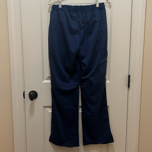 Cherokee Scrub Set - Picture 4 of 6